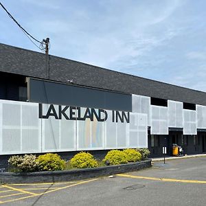 Lakeland Inn - ボヘミア Exterior photo