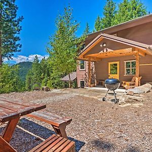 Secluded Leavenworth Cabin With Mtn Views And Fire Pitヴィラ Exterior photo