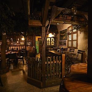 ホテル Pension Ruessel-Pub ザンガーハウゼン Exterior photo