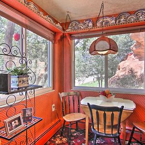 Colorful Bungalow By Pikes Peakandgarden Of The Gods マニトゥー・スプリングス Exterior photo