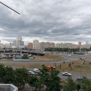 Comfortnaya Quartira Na Metro Osokorki キエフ Exterior photo