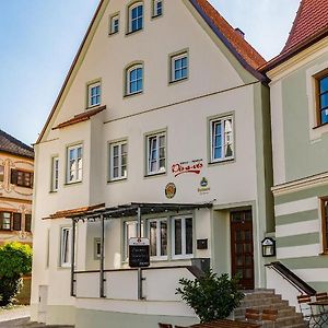 ホテル Bistro-Pension Vis-A-Vis Vohburg an der Donau Exterior photo