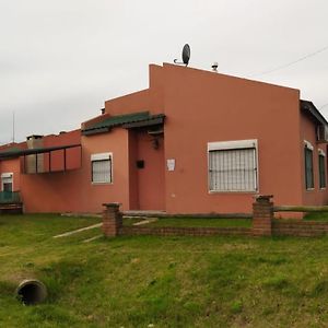 Completa Casa En Colonia Para 6 Personas コロニア・デル・サクラメント Exterior photo