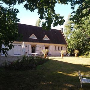 Le Mazeau Les Allees Du Chateau Bed & Breakfast Exterior photo