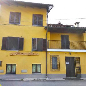 Candia Canavese Spighe Paglia E Girasole Bed & Breakfast Exterior photo