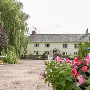 カロンプトン Lower Ford Farm Bed & Breakfast Exterior photo