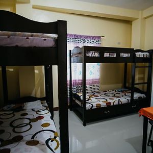 ホテル Sleepadz - Capsule Beds Dormitel In Magsaysay Ave Naga ナガ Exterior photo