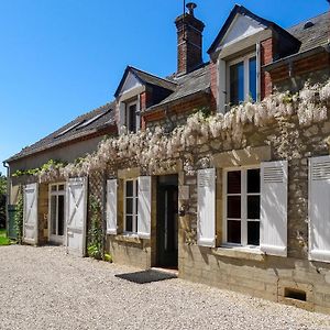 Jargeau Clos Des Ormes Bed & Breakfast Exterior photo