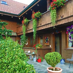 Huttwil Bnb Deheimelig Bed & Breakfast Exterior photo