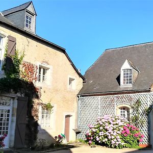 Morlaas Le Clos Sainte Foy Bed & Breakfast Exterior photo