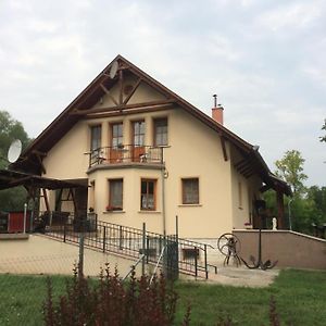 Cosy Rooms On The Lake Near Budapest And The Airport Isaszeg Exterior photo