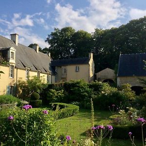 Saint-Martin-des-Entrées De Ma Fenetre Bed & Breakfast Exterior photo