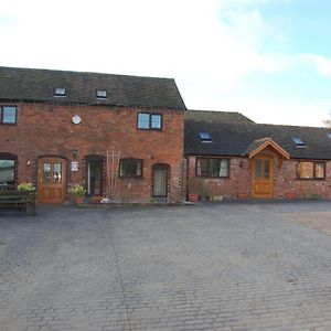 Higham on The Hill Vale Farm Bed & Breakfast Exterior photo