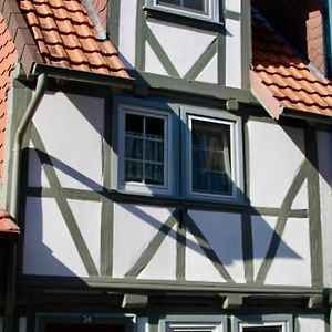 Mittelalterliches Fachwerkhaus Am Diebesturm - Klimatisiert- バート・ゾーデン・アレンドルフ Exterior photo