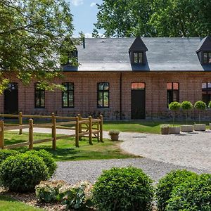 ホテル Haras De Barry Sainghin-en-Mélantois Exterior photo