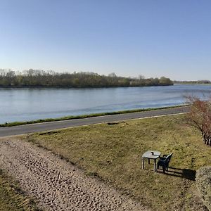 Saint-Benoît-sur-Loire Terrasses De Loire 1Er Etageヴィラ Exterior photo