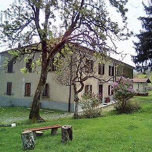 Albareto  Casa Del Gigi Bnb Bed & Breakfast Exterior photo