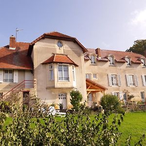 Seigny La Maison De L'Escargot Bed & Breakfast Exterior photo