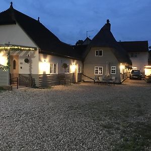 ホテル Old Thatch Bambers Green テイクリー Exterior photo