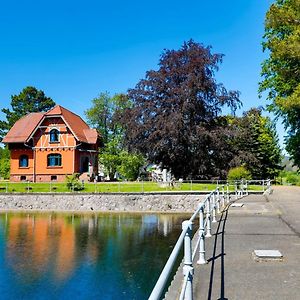 Ferienwohnungen Haus Am See タンバッハ・ディータルツ Exterior photo