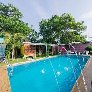 Tisha Langkawi Wellness Resort パンタイ・サナング Exterior photo