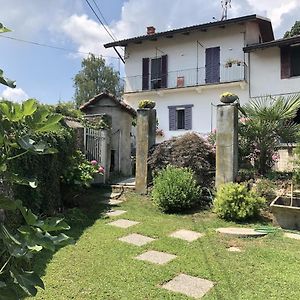 ホテル La Casa Di Pietro Cerrione Exterior photo