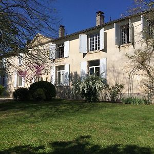 Sainte-Croix-du-Mont Chateau De Vertheuilヴィラ Exterior photo