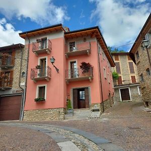 Zavattarello La Montadaria Bed & Breakfast Exterior photo