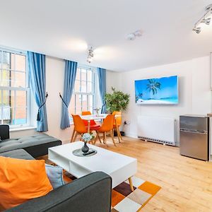 Central Apartment With 55” Smart Tv+Netflix アンドーヴァー Exterior photo