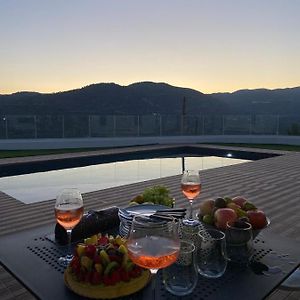 Maximos Luxury Villa With Pool -Breakbooking-Cy リマソール Exterior photo