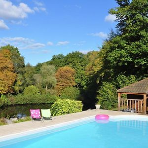 Holiday Home With Large Garden Dun-les-Places Exterior photo