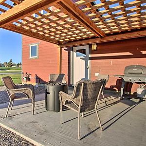 Choteau Updated Townhouse With Pergola, Walk To Downtown!ヴィラ Exterior photo