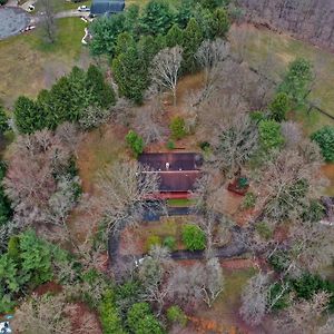 Weirton Unique And Secluded Country Estate Near Pittsburghヴィラ Exterior photo