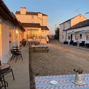 Old Stagecoach Stables Rooms Only クルーカーン Exterior photo