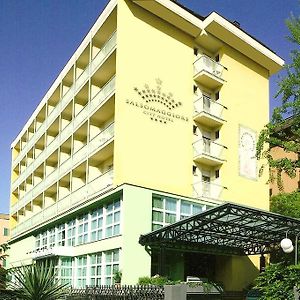 Salsomaggiore City Hotel サルソマッジョーレ・テルメ Exterior photo