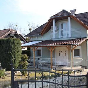 Villa Premecz ザラカロシュ Exterior photo