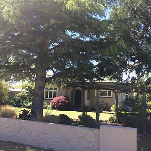 Riverside B & B Kurow Exterior photo