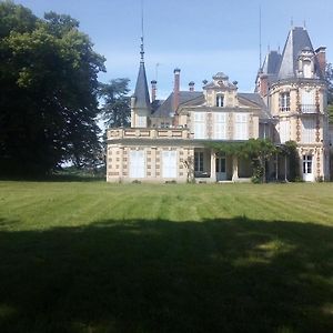 ヌヴェール Chateau De Maucouvent Bed & Breakfast Exterior photo