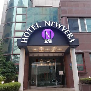 Newvera Hotel チョンジュ Exterior photo