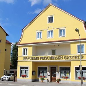 ホテル Brauerei Und Gasthof Frischeisen ケールハイム Exterior photo