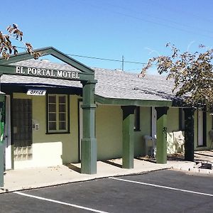 El Portal Motel ビーティ Exterior photo