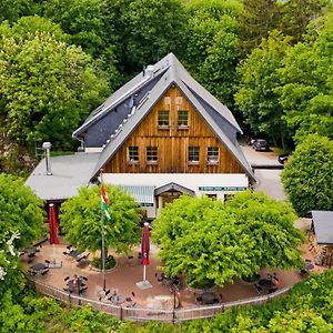 ホテル Berggasthof Koitsche Im Naturpark Zittauer Gebirge Bertsdorf Exterior photo