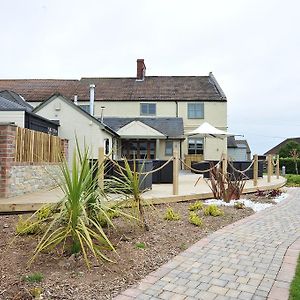 ホテル The Warwick Arms Chew Magna Exterior photo