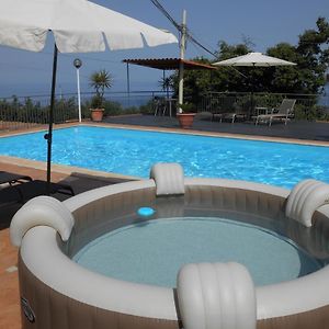 Al Villino Sunshine In Villa Con Piscina Ed Idromassaggio SantʼAlfio Exterior photo