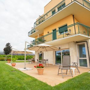 ペスカンティーナ Agriturismo Corte Ambrosiヴィラ Exterior photo