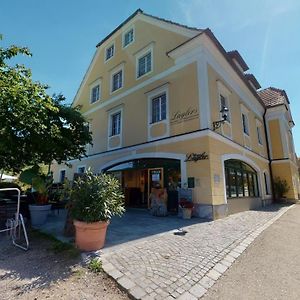 Hotel Garni Weinberghof & Weingut Lagler シュピッツ Exterior photo