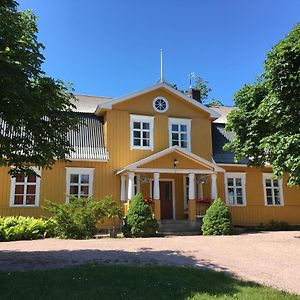 Västlax Vestlax Mellangard Bed & Breakfast Exterior photo