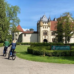 Schlosshotel Goetzenburg ヤクストハウゼン Exterior photo