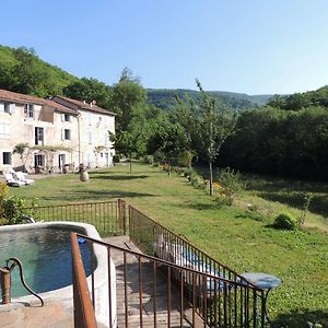 Courniou Nabat Le Haut, Chambre Et Table D'Hotes Bed & Breakfast Exterior photo