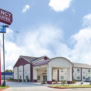 Regency Inn & Suites テクサーカナ Exterior photo